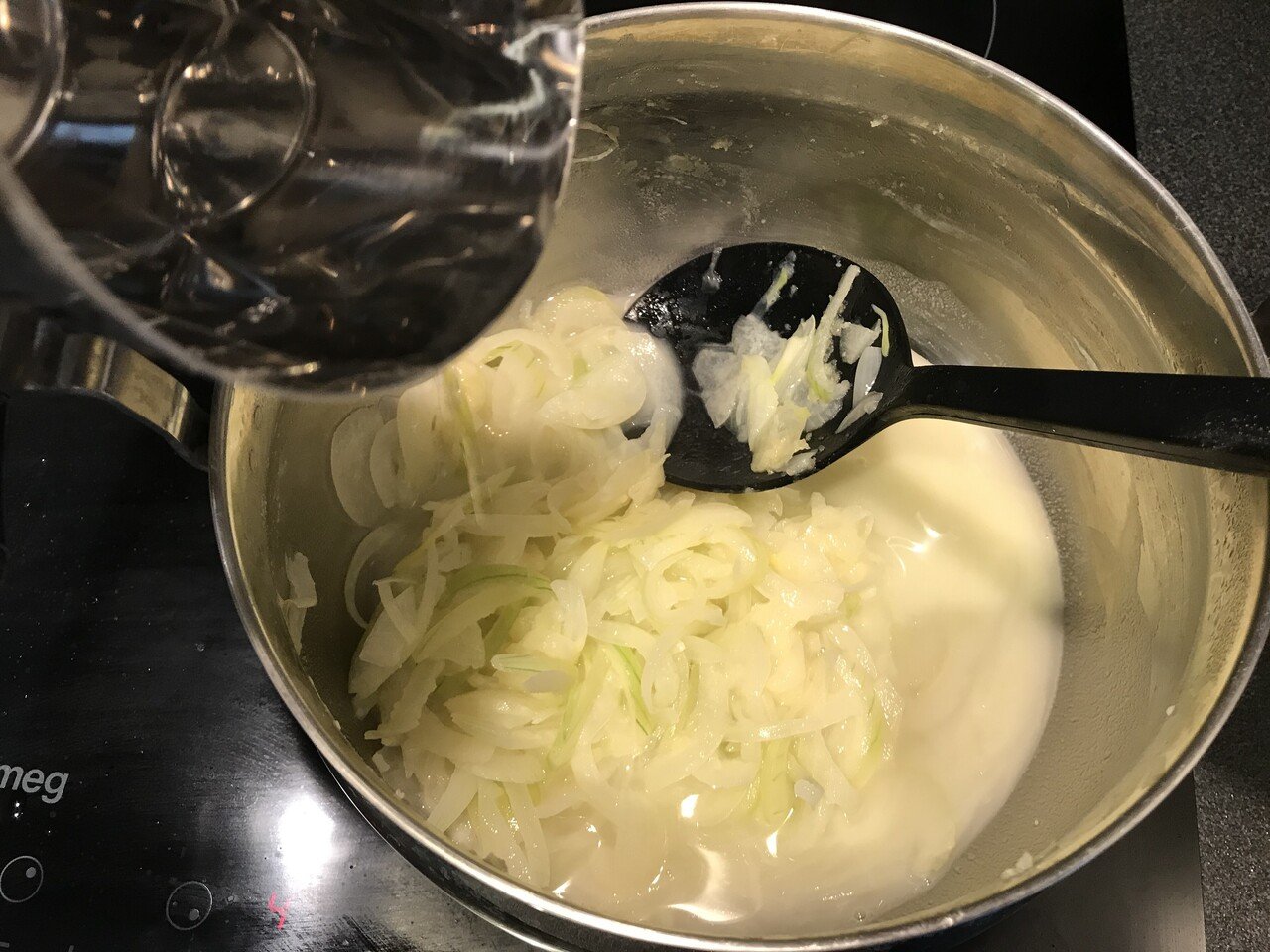 仔牛のクリーム煮 ブランケット ド ヴォー Blanquette De Veau Minami Note 仔牛のクリーム煮 ブランケット ド ヴォー Blanquette De Veau Minami Note