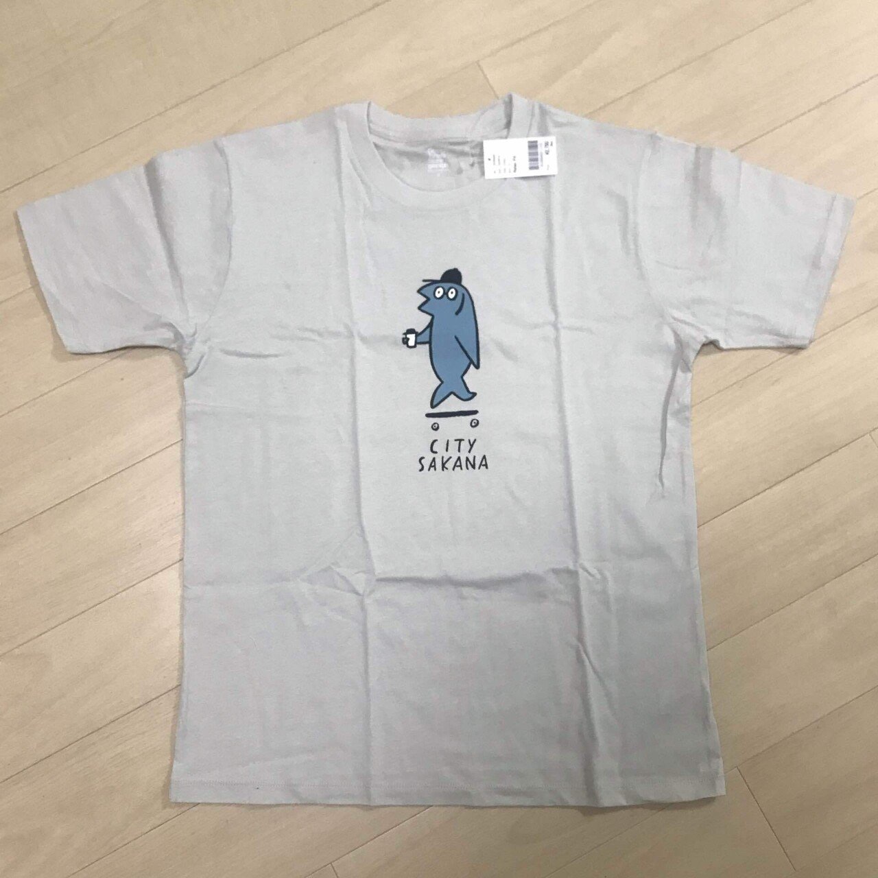 シュールなsakanaのtシャツ買った グラニフ じゅんいち 金沢 Note