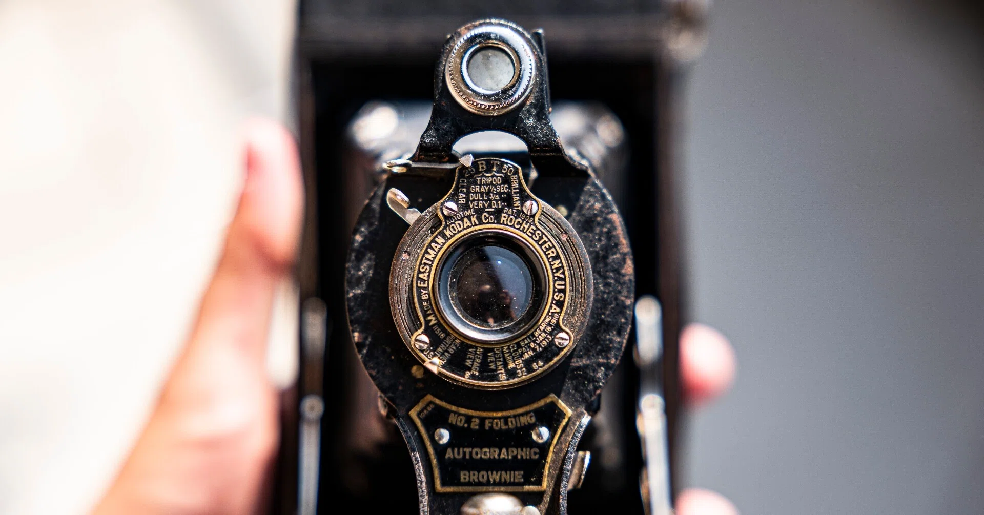 1世紀の重みを観る 100年前のカメラを使う Shimkarom Photo Note