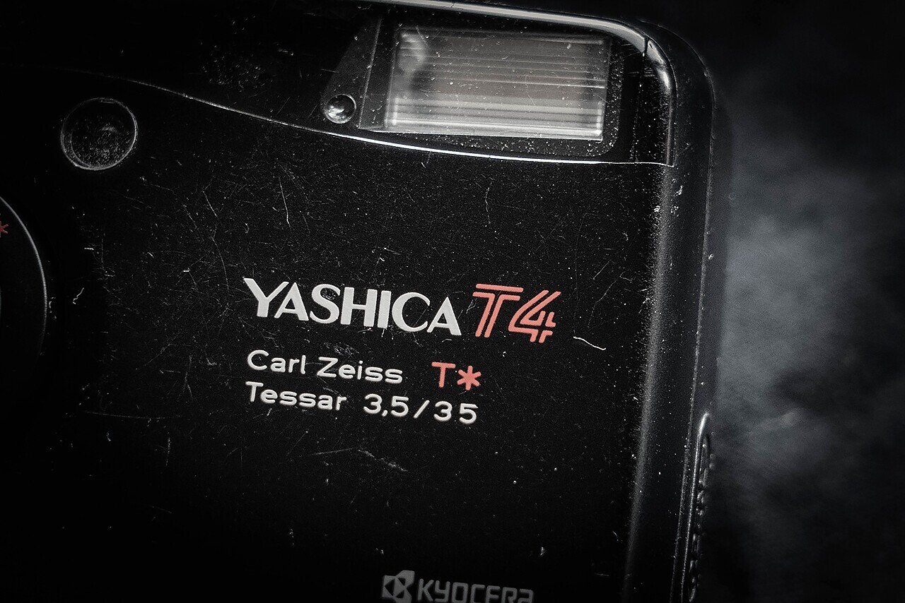 Yashica T4 コンパクトフィルムカメラ ヤシカのコンパクトカメラを手放す | PCなどの趣味ブログ