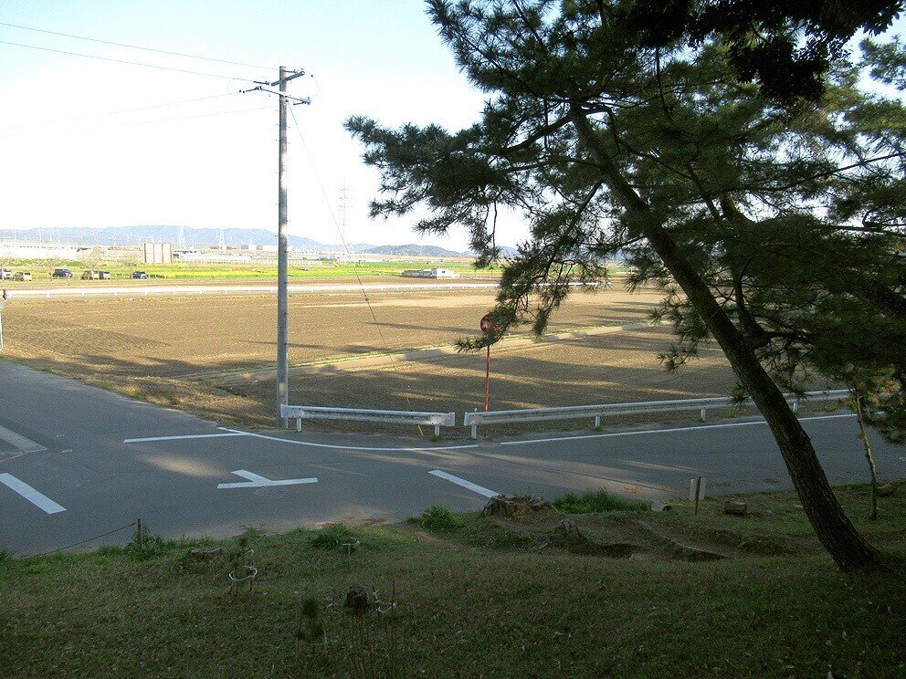 15桜井神社境内から東側を眺望