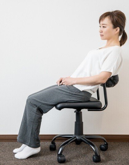 腰痛姿勢 腰痛を悪化させる最悪の姿勢とは 腰痛専門整体 トレーニング 藤野真人 Note