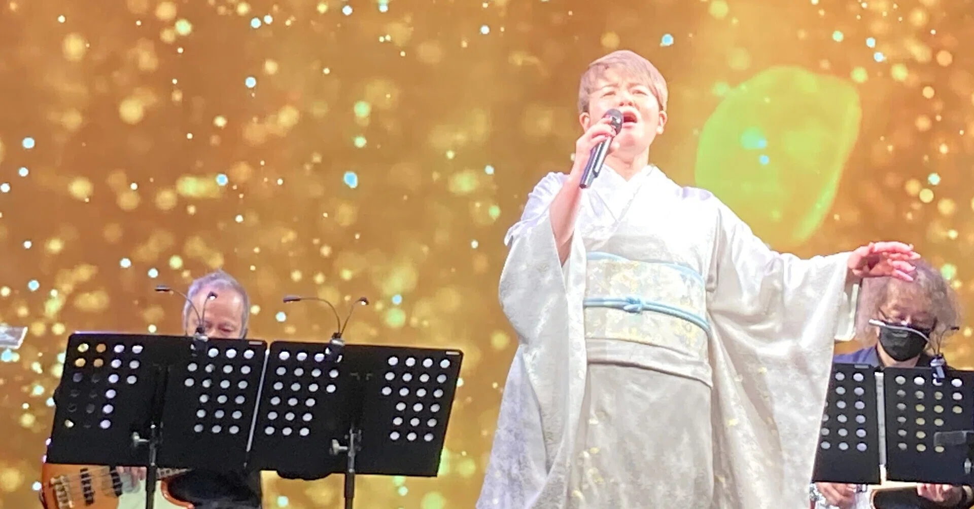 演歌歌手・島津亜矢が歌うポップス、洋楽カヴァーアルバム「SINGER 7