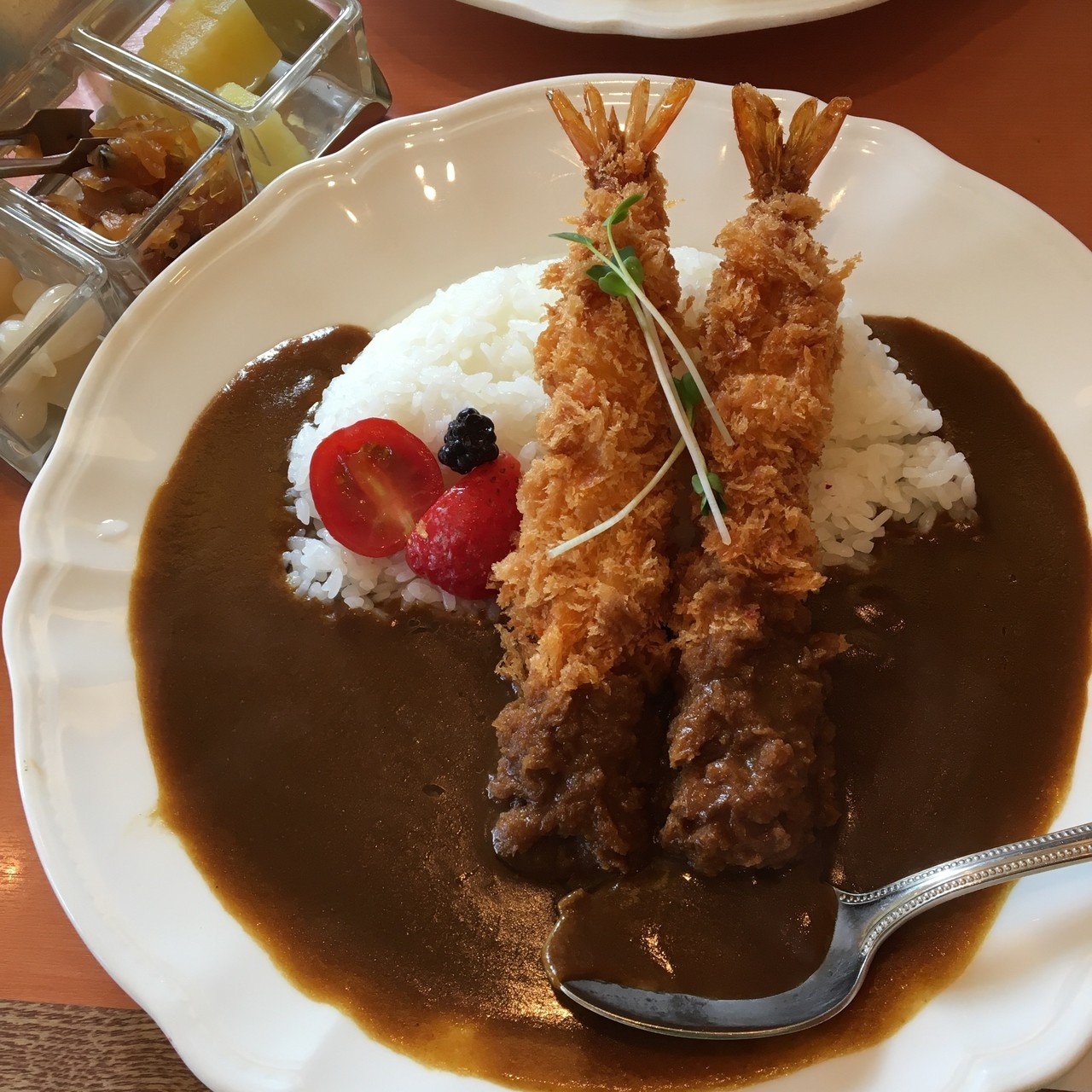 異世界食堂というアニメが好きです 第7話がカレーライスだったので カレーを食べに行きました 第2話エビフライの時も 実はエビフライを 食べに行きました とても幸せな気持ちになる Suna Note 異世界食堂というアニメが好きです 第7話がカレーライスだったので カレーを食べに行きました 第2話エビフライの時も 実はエビフライを 食べに行きました とても幸せな気持ちになる Suna Note