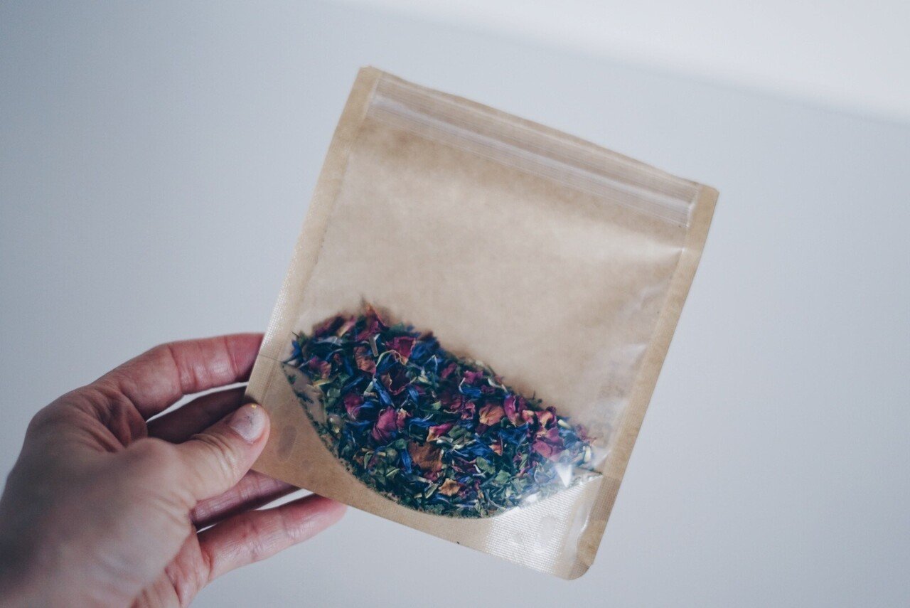 設立一周年 感謝の気持ちを 煎茶 ハーブ に込めて 美濃加茂茶舗のお茶の定期便4月号 美濃加茂茶舗 Note 設立一周年 感謝の気持ちを 煎茶 ハーブ に込めて 美濃加茂茶舗のお茶の定期便4月号 美濃加茂茶舗 Note