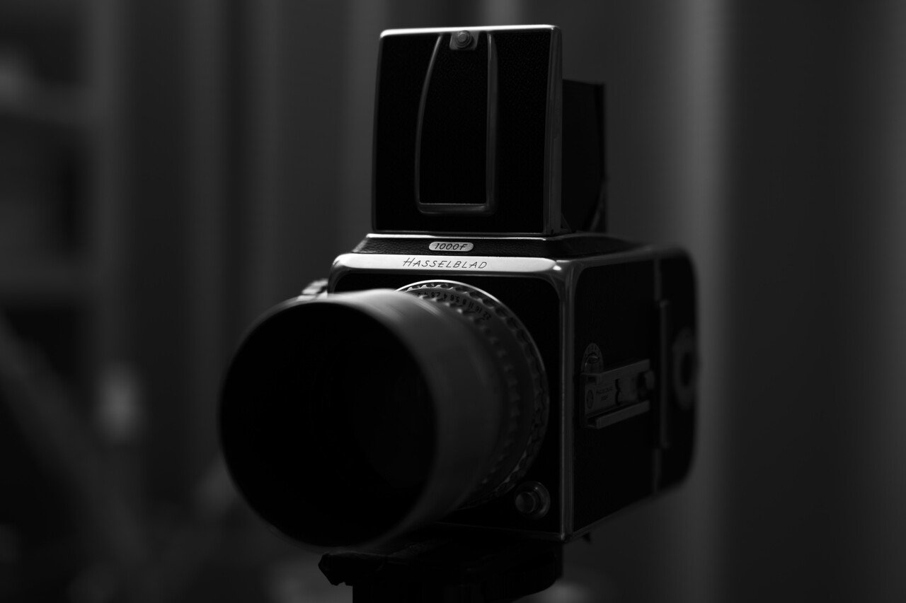 少し珍しいHasselblad 1000f。ハッセルブラッドの歴史に触れる。|加藤