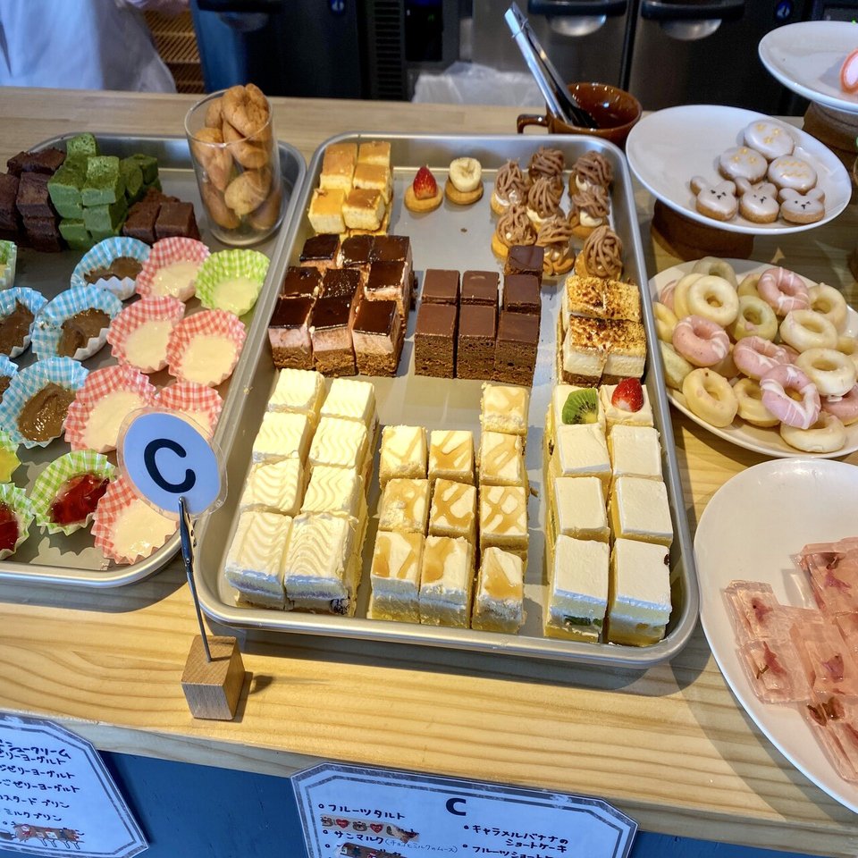 多彩なスイーツ食べ比べ 吉祥寺ザッカフェでスイーツを堪能してきた お店紹介編 井上ケイタロウ Note