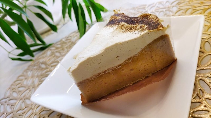 食レポ スタバの新作ケーキ 紅茶のアーモンドミルクケーキ はモチッとクリーミーで超美味しい ちゃろ Note
