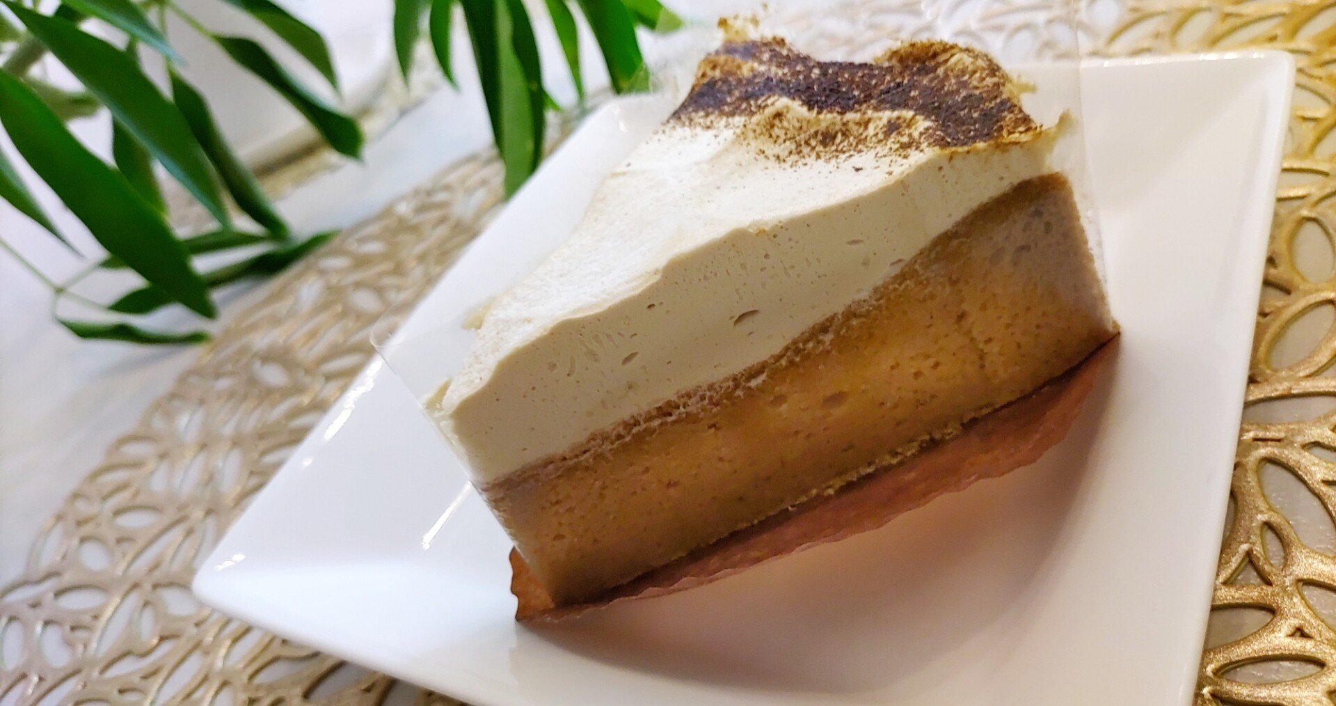 食レポ スタバの新作ケーキ 紅茶のアーモンドミルクケーキ はモチッとクリーミーで超美味しい ちゃろ Note