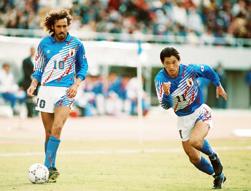 アジアカップ、日本代表Ｘ北朝鮮代表、三浦知良（右）とラモス瑠偉（９２年１１月