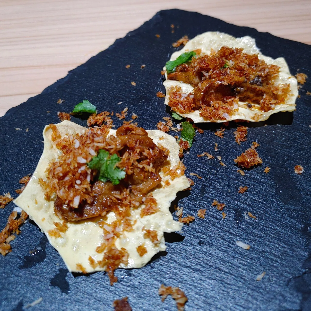 ウニ！いくら！鮪！和食材のスパイスおつまみと旨味凝縮のカレー