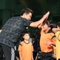 日本のスポーツ選手のノンフィクションとして最長級となったこの本の楽しみ方と読み方について 香川真司 心が震えるか 否か 発売記念 毎日更新 ９日目 心が震えるか 否か 香川真司 4 7発売に向けたミムラユウスケのnote Note