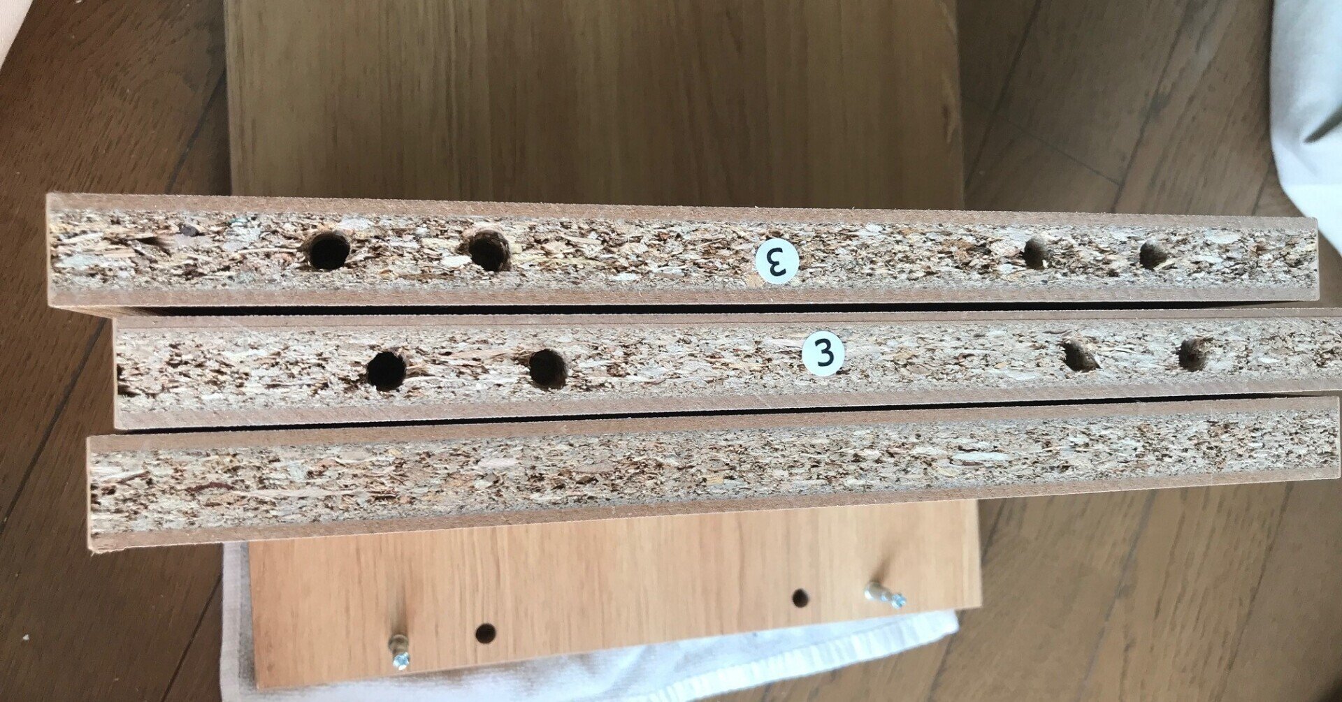 組み立て家具 穴が開いてないよ 飯野 修 Note