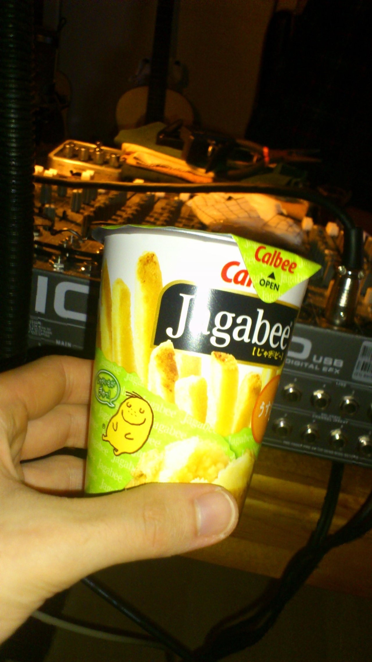 Calbeeのjagabee じゃがビー じゃがりこよりもサクサク感が強く 揚げたばかりのポテトを食べてるような気分になりますね デザインもテイストも非常に上品ですし 最高 あ じゃがビーの Ohori123 Note Calbeeのjagabee じゃがビー じゃがりこよりもサクサク感が強く 揚げたばかりのポテトを食べてるような気分になりますね デザインもテイストも非常に上品ですし 最高 あ じゃがビーの Ohori123 Note