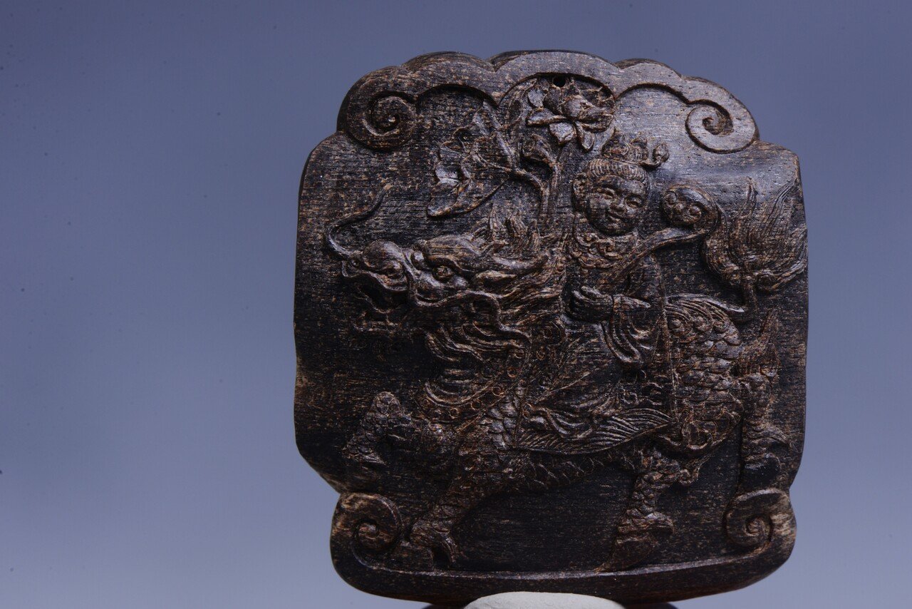 4月の推奨香木は徳用版シリーズNo.6 「中国から買い戻した上質緑油伽羅