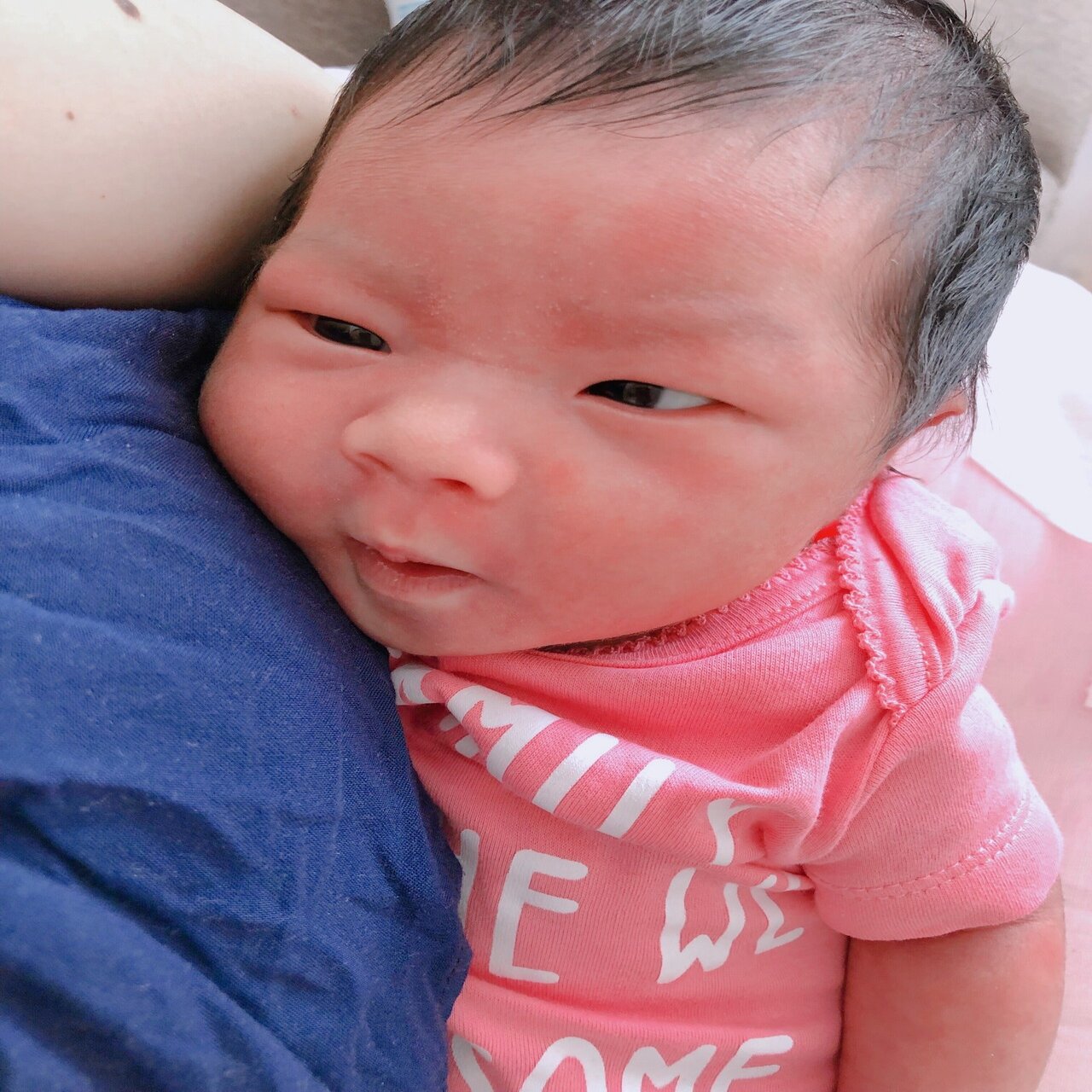 ハーフの赤ちゃんが一重 二重になるまでの変化を画像と動画で比較 二重まぶたになるのはいつ ぽんは Note