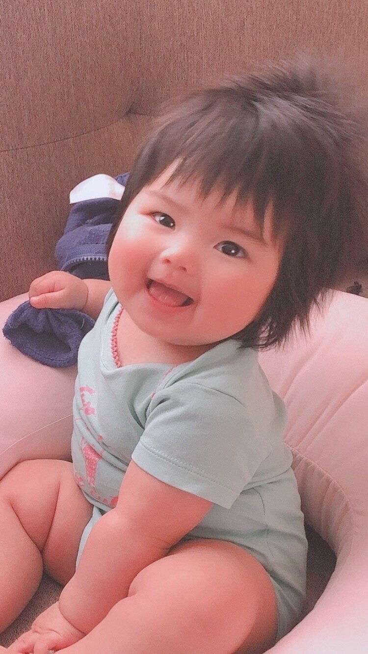 ハーフの赤ちゃんが一重 二重になるまでの変化を画像と動画で比較 二重まぶたになるのはいつ ぽんは Note