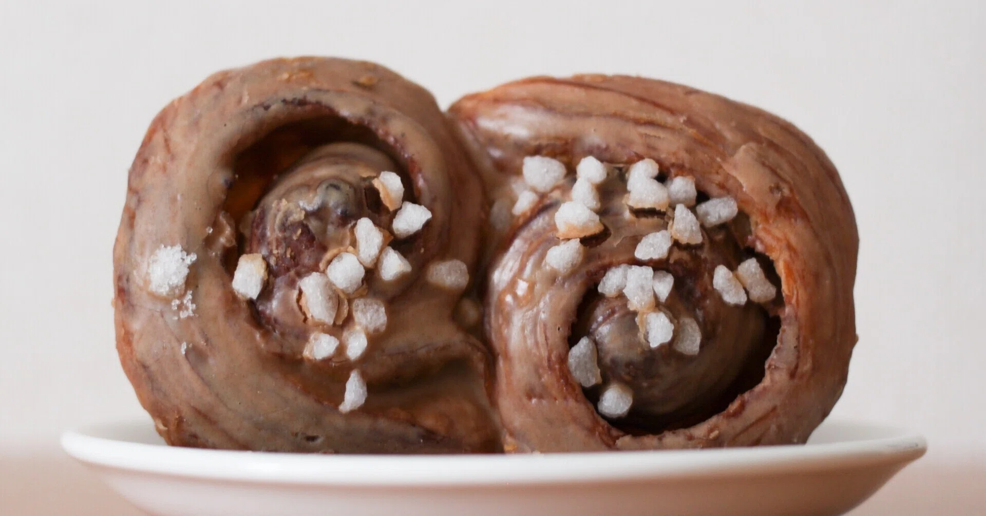 Finally Renewed! TULLY'S COFFEE's Double Cinnamon Roll｜上野ミング