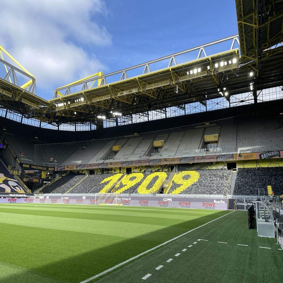 Signal Iduna Park ドルトムント 黒川孝一 Note