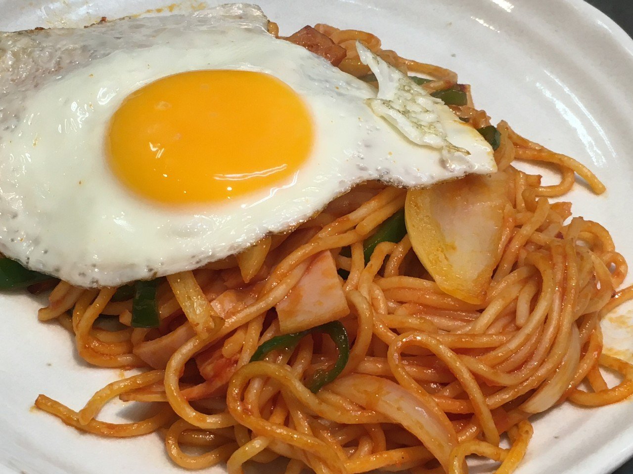 昨日の一品 大阪は西中島南方のお好み焼き道草のナポリタン 柳家さん生 Note