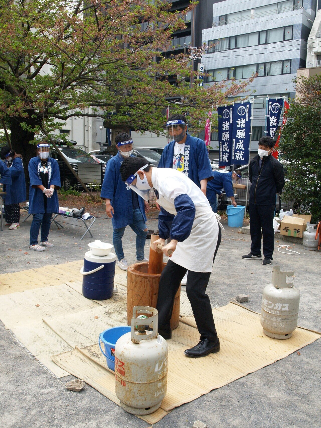 川崎稲毛神社 東海道 稲荷講さくらまつり 全景 お餅つき 腹話術 よさこい踊り Popodoll Note