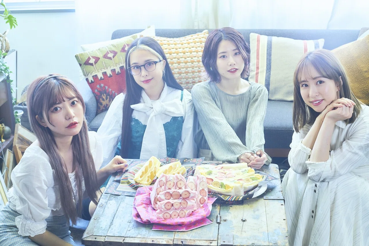 フィロソフィーのダンスがフルーツサンド食べながら仲良しトーク【連載