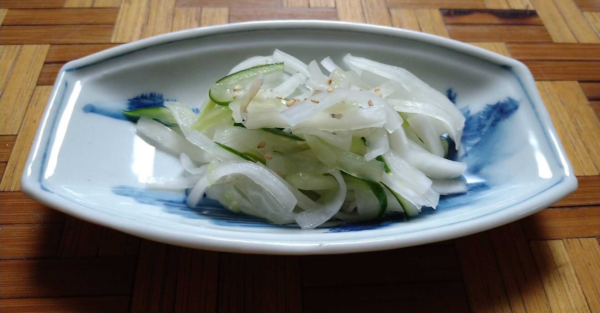 キュウリと大根のサラダ 橙とシラスのドレッシング ごちそう会 21 3 綺綸堂 Note