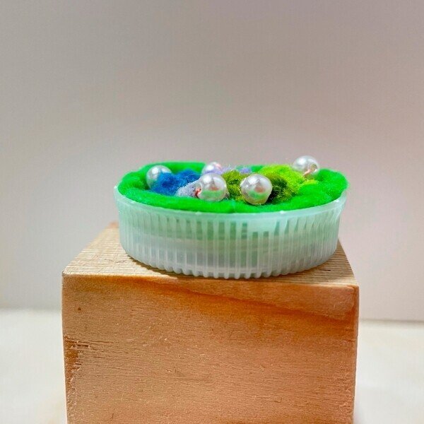 ペットボトルキャップの花飾り ヨシコ隊員 Note