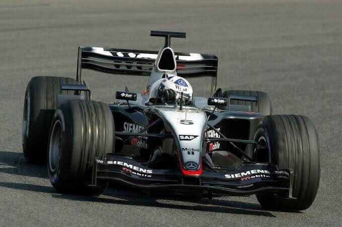 幻のレーシングカー『マクラーレンMP4/18』｜はるてぃむ📬