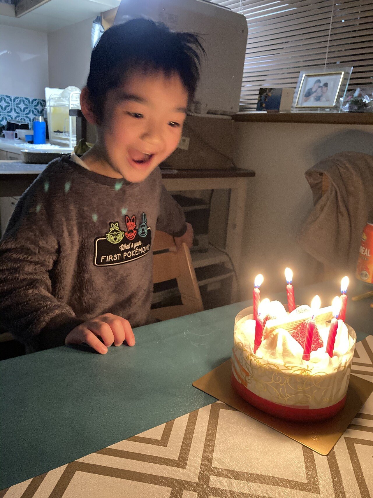 息子 ６歳の誕生日 最高の笑顔を見せてくれました 最高に私がしあわせです 心から母にしてくれて感謝しています 中澤まきこ 美容師メイクセラピスト Note