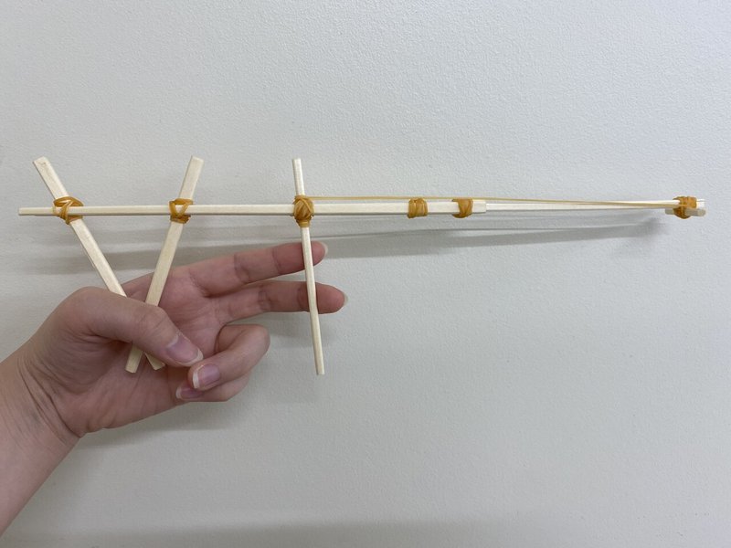 君は上手に飛ばせるかな 割り箸鉄砲 ものづくり実験室 札幌大谷大学短期大学部保育科 特別研究美術班 Note 君は上手に飛ばせるかな 割り箸鉄砲 ものづくり実験室 札幌大谷大学短期大学部保育科 特別研究美術班 Note