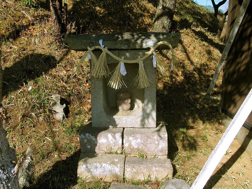 3堀内古墳塞ノ神