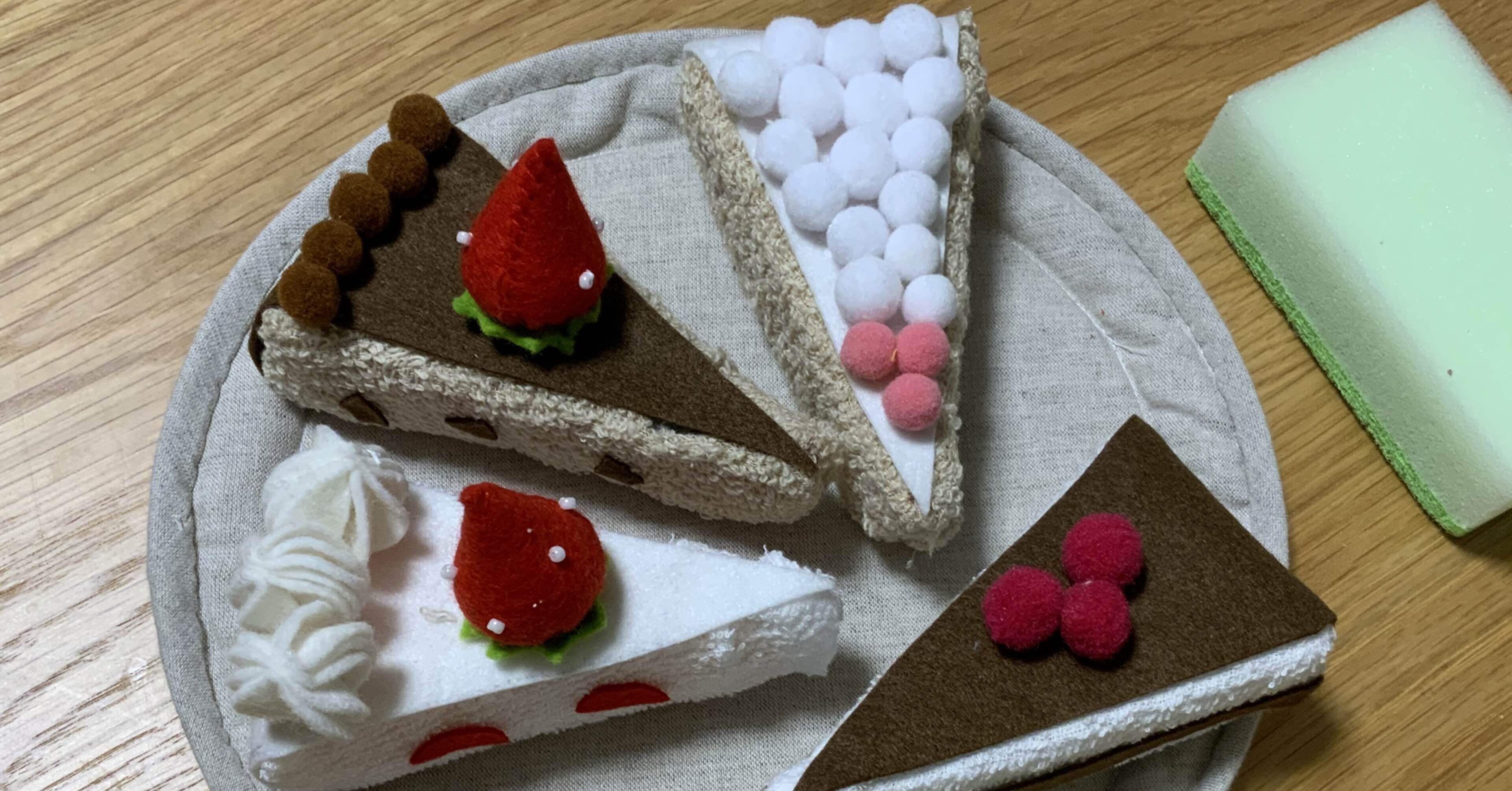 台所用スポンジで フリーハンドで ケーキが作れる きょうりゅうのたまご Note