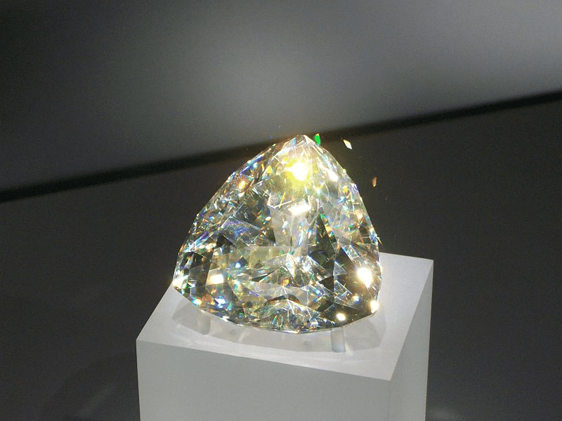 ダイヤモンドよりも輝く宝石｜ヨルワシ（Eryr13）