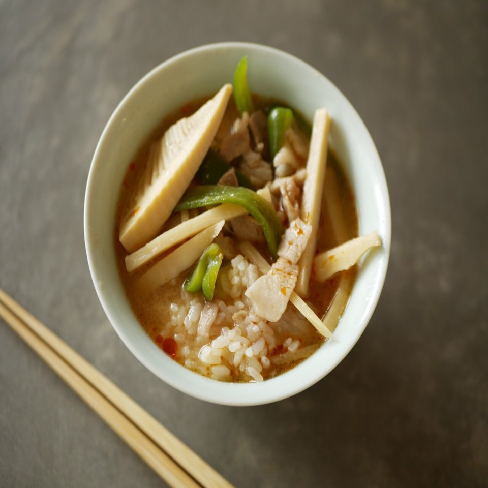 春休みのひとさらごはん たけのことピーマンの豚汁でねこまんま 有賀 薫 Note