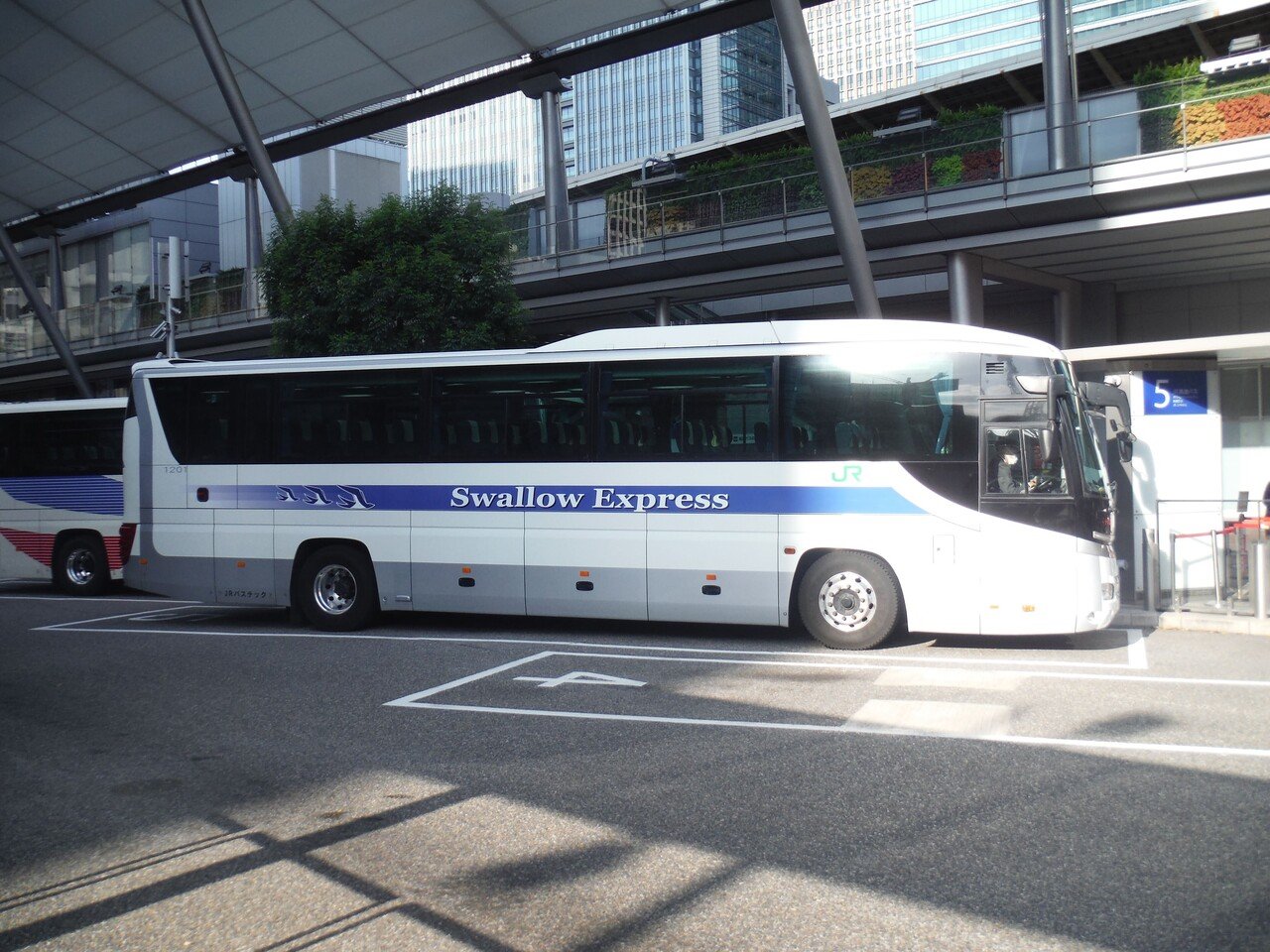 東京駅 八重洲南口 高速バスターミナル ｊｒバス 関東鉄道バス リア ｊｒバス 静岡鉄道バス 新常磐交通バス Popodoll Note