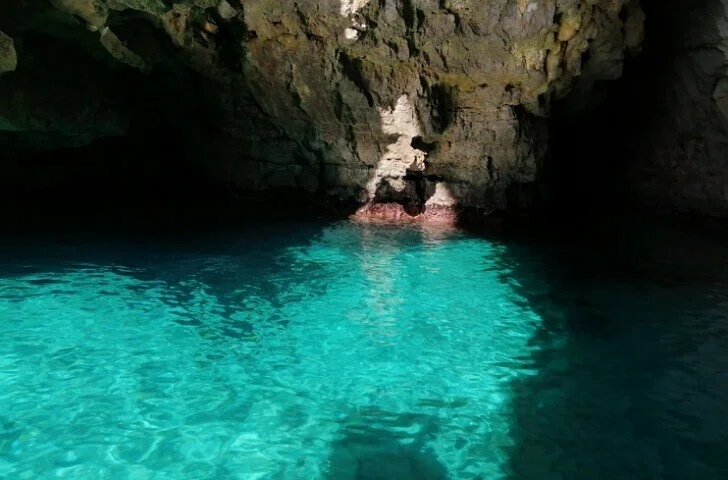 青の洞窟よりも青い！？マルタのブルーグロット(青の洞門)｜旅好き