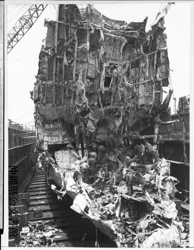 沖縄戦:1945年4月12日】第二次航空総攻撃 第32軍の夜間攻撃の 沖縄戦:1945年4月12日】第二次航空総攻撃 第32軍の夜間攻撃の