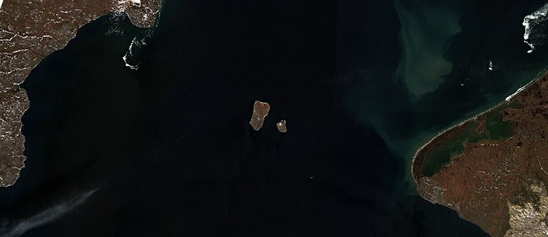 スポット衛星画像 ベーリング海峡 ２つのダイオミード島 与次郎 Note