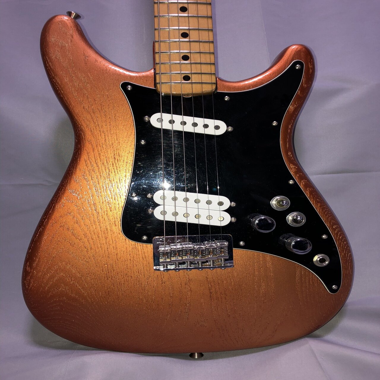 Fender Lead2のlast Waltz Stratocaster化 コスプレ 田村六蔵 Note