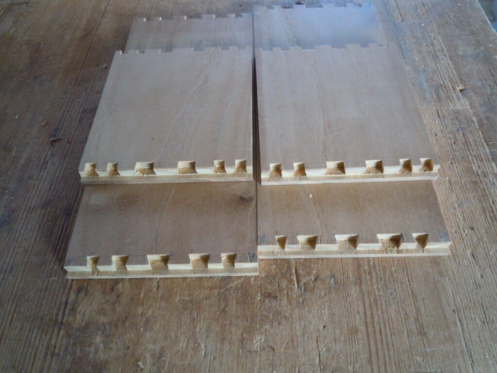 テーブル天板やカウンター天板を作る、板はぎクランプ17本