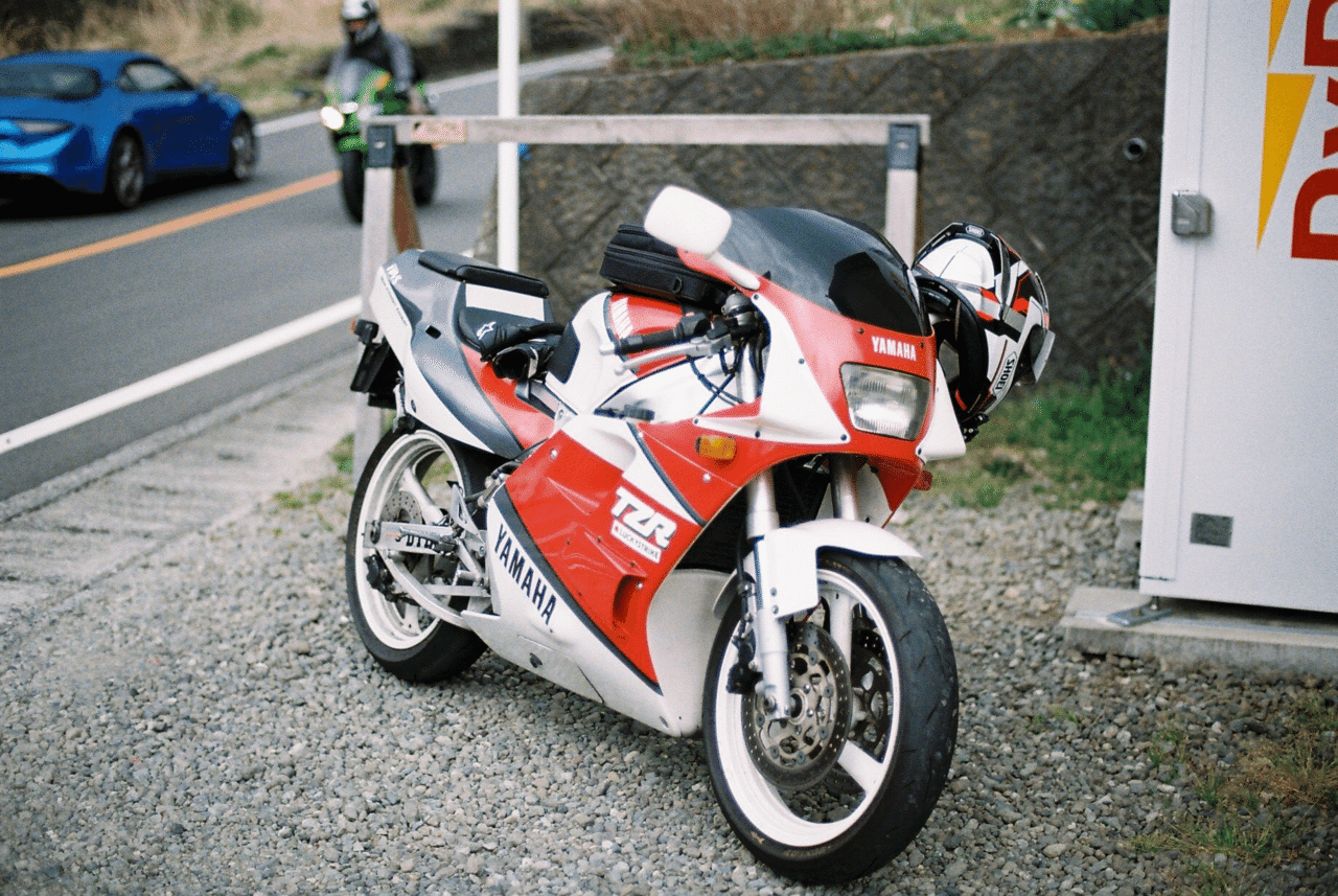 ヤマハ　TZR250 3MA フロントカウル回り フロントアッパーカウル。 | 情熱の彼方に