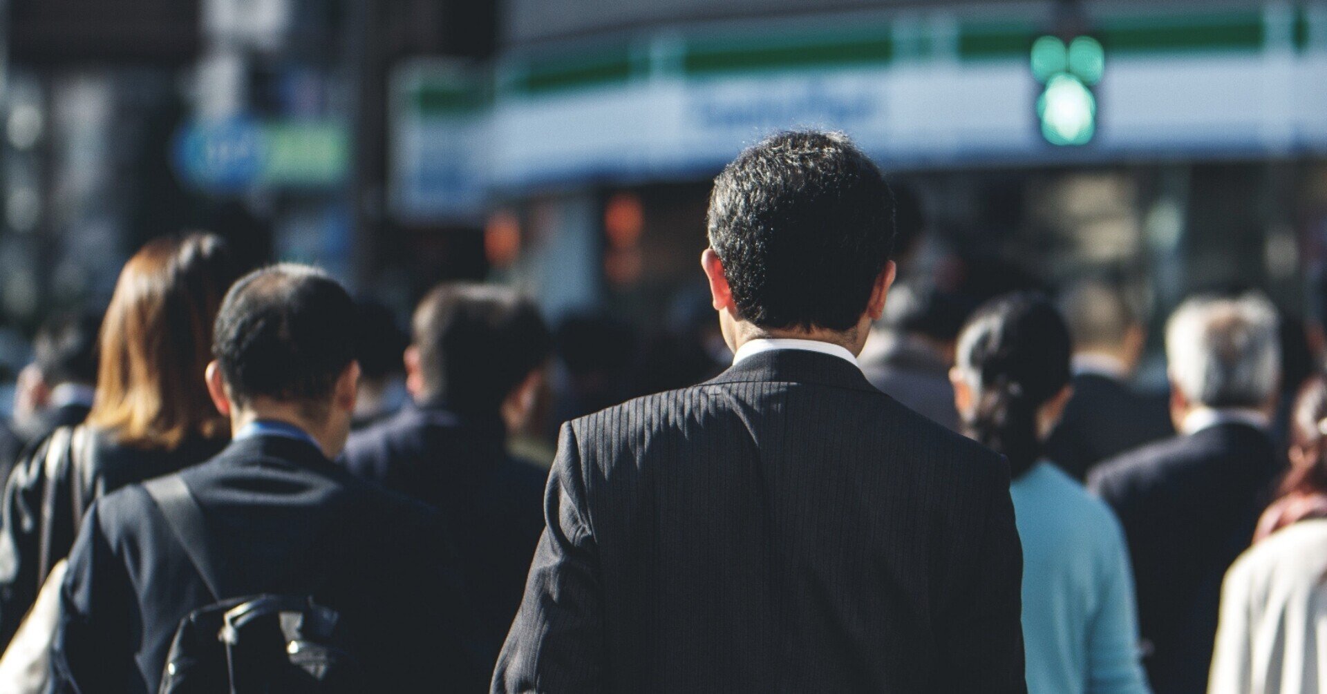 通勤電車の中で 仕事ができなそうなサラリーマンのメール を見た Reona Takenaka Note 通勤電車の中で 仕事ができなそうなサラリーマンのメール を見た Reona Takenaka Note