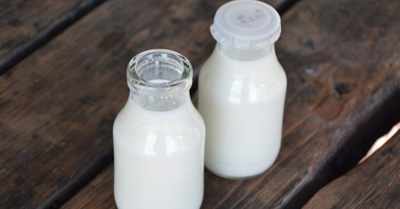 牛乳瓶の蓋開け あがれ