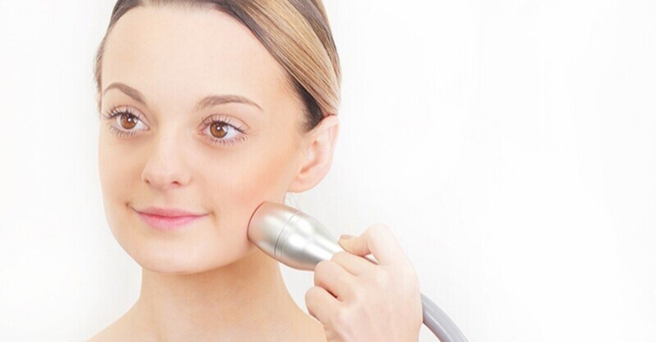 セルフHIFU（ハイフ）でお顔のたるみを改善、憧れの小顔に