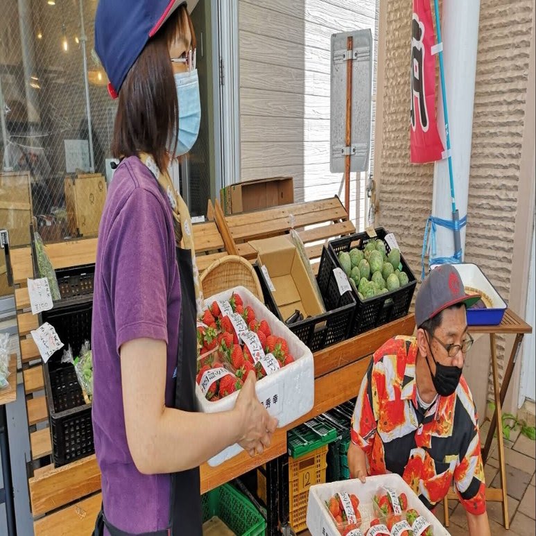 実はレジ係という仕事はチャンスだらけ というお話 若勢文太 マイクロコミュニティと野菜直売所 フリーマーケット の未来 Note