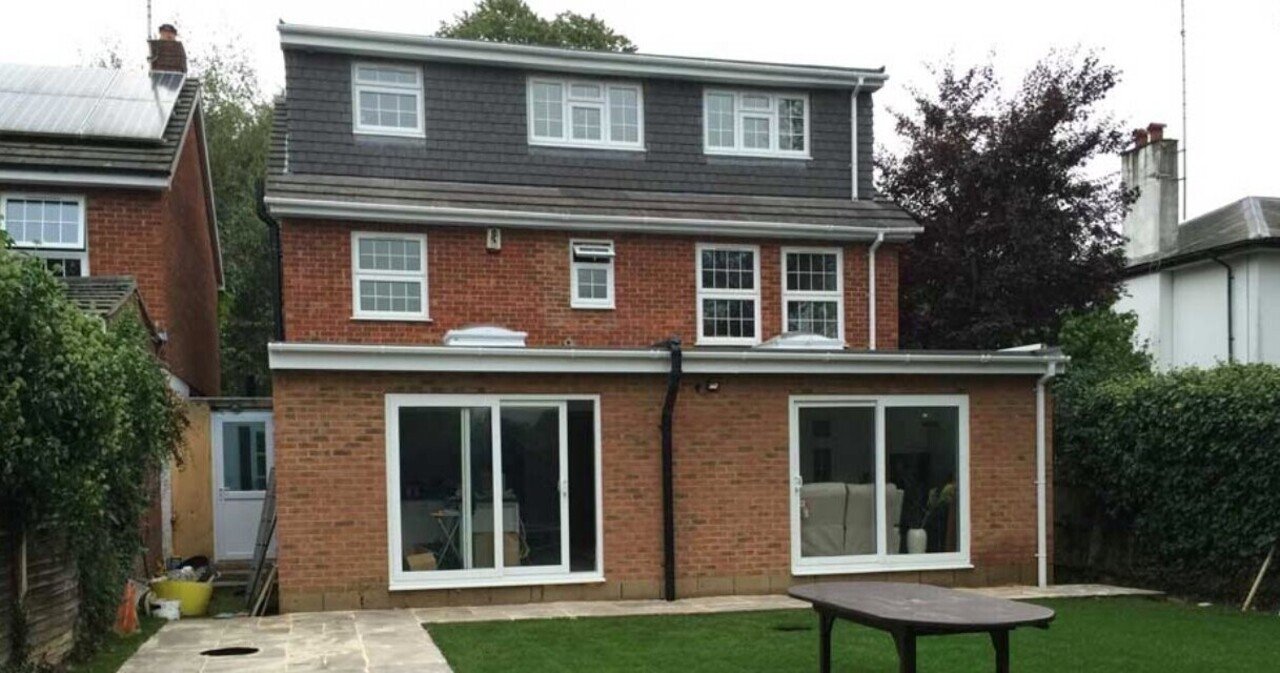 Bathroom Fitters in Uxbridge???apexbuildcontractors???note