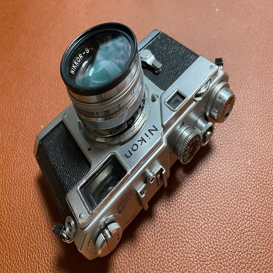 あんときのフィルムカメラ 報道Nikonここにあり Nikon S3 + NIKKOR-S 
