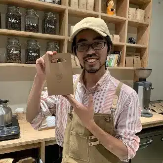 三輪浩朔(みわこうさく)/Laughter(京都)#日本一書くコーヒー屋