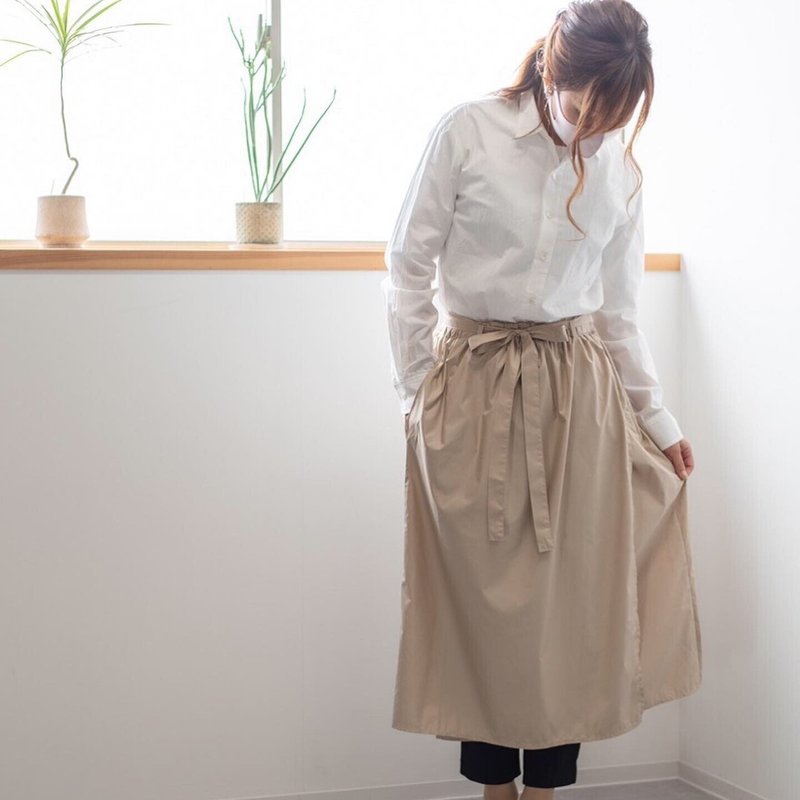後ろ姿までキレイ スカートみたいなサロンエプロン Tanakayuki Note 後ろ姿までキレイ スカートみたいなサロンエプロン Tanakayuki Note